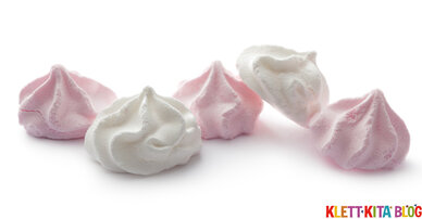 Schneeflocken aus dem Backofen – Eine zauberhafte Backaktion