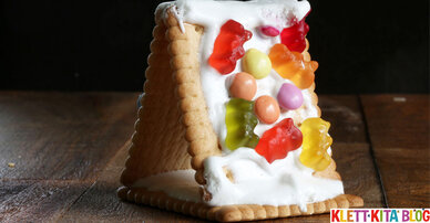 Knusper, knusper, Knäuschen – Ein Kekshaus zum Verschenken oder Selberknuspern