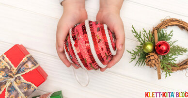 Komm in die Schmuckwerkstatt! - Kleinstkinder machen Weihnachtskugeln