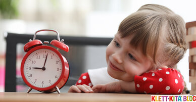 Wo tickt der Wecker? – Die Konzentration und das Richtungshören fördern